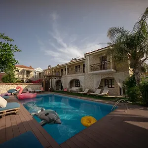 Nobela Otel