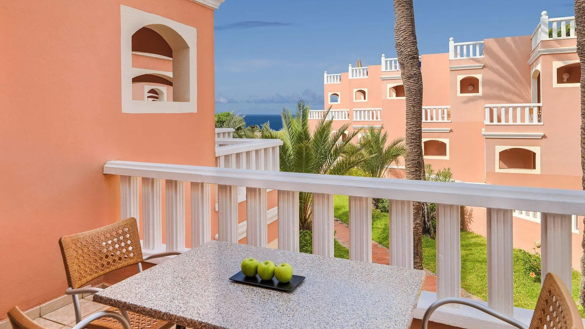 Sol Sun Beach Apartamentos Costa Adeje  Costa Adeje (Tenerife)
